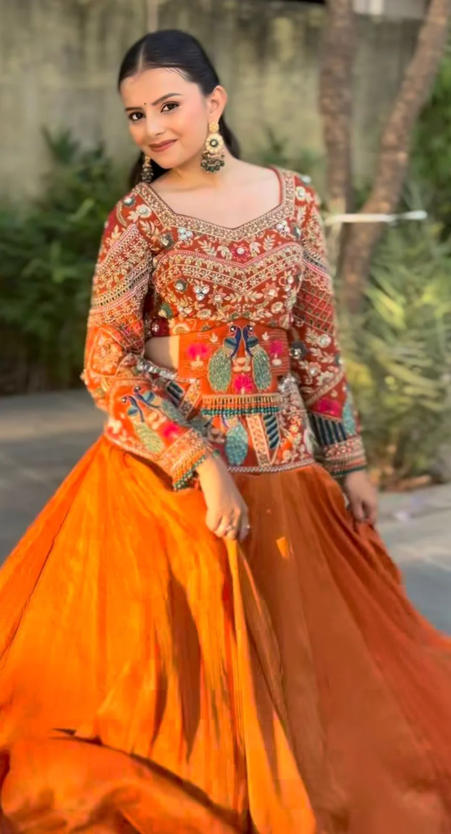 17DESIGNER CHINON EMBROIDERY THREAD & SEQUENCE WORK LEHENGA CHOLI WEDDING WEAR WHOLESALE PRICE ETHNIC GARMENT (14)
