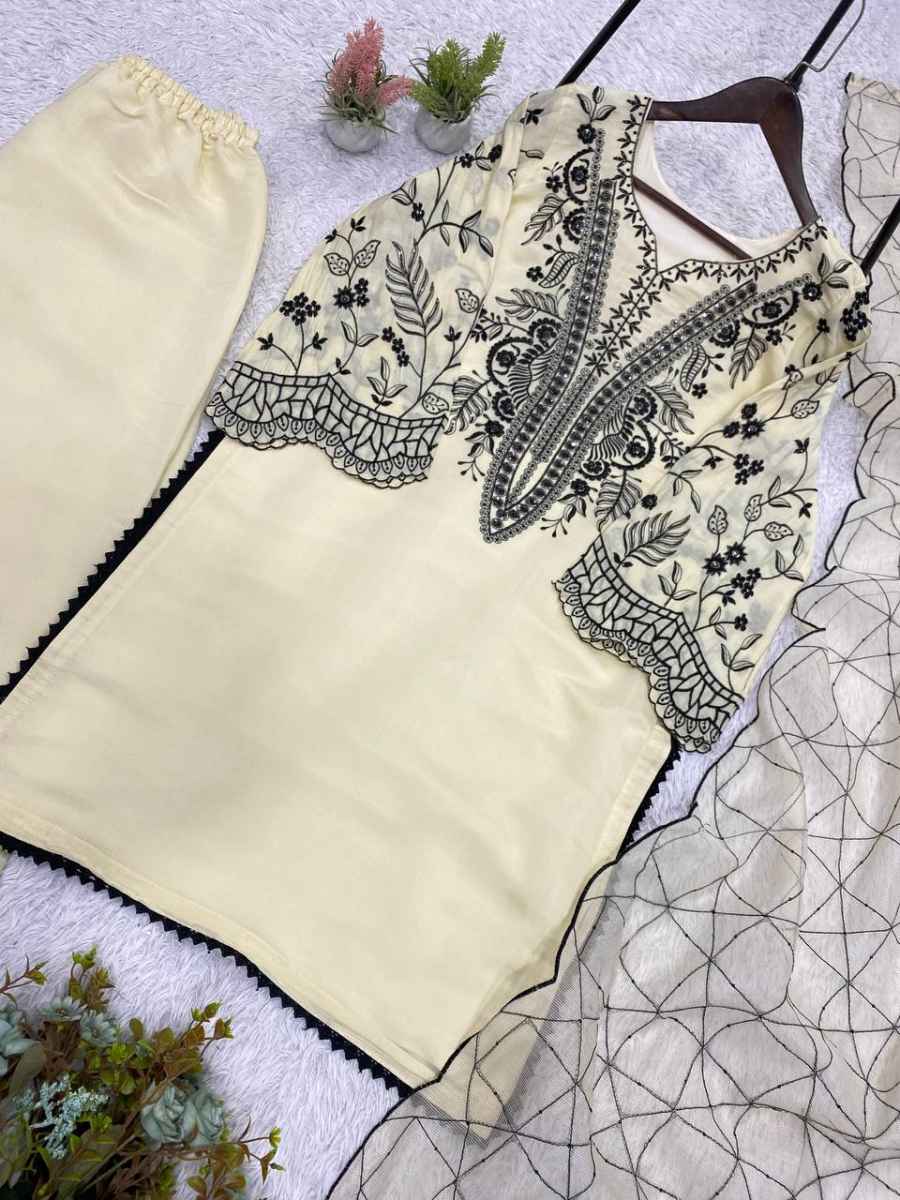 1FANCY MUL COTTON SEQUENCE EMBROIDERY WORK TOP PALAZZO WITH DUPATTA FESTIVE WEAR WHOLESALE PRICE ETHNIC GARMENT (16)