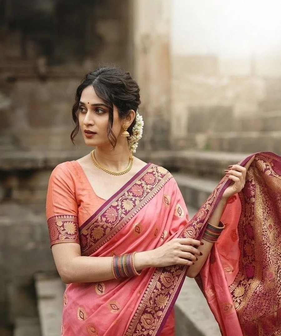 1LATEST BANARASI SILK FLOWERS AND MINA & ZARI WEAVING RICH PALLU WITH UNIQUE BORDER WORK SAREE WITH UNSTITCHED BLOUSE FESTIVE WEAR WHOLESALE PRICE ETHNIC GARMENT (2)