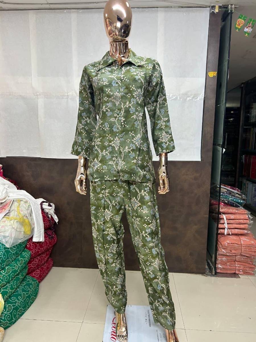 1MODERN CHANDERI DIGITAL PRINT WORK CO-ORD SET DAILY WEAR WHOLESALE PRICE ETHNIC GARMENT (3)