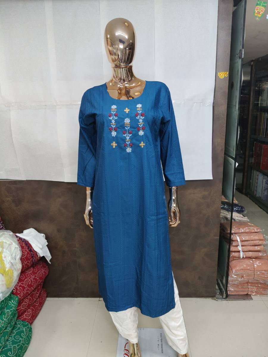 1NEW ARRIVAL SILK HANDMADE EMBROIDERY WORK KURTI FESTIVE WEAR WHOLESALE PRICE ETHNIC GARMENT (9)