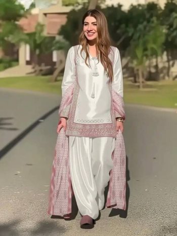 MODERN NATURAL CREPE SILK EMBROIDERY  CODING SEQUENCE WORK WITH FANCY LACE AND LATKAN WORK TOP PATIYALA WITH DUPATTA BABY PINK