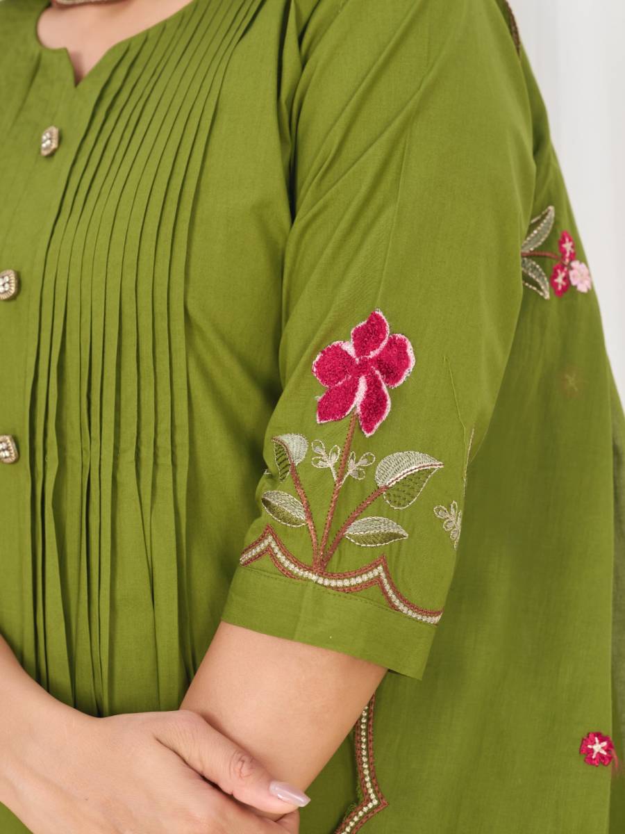 2MOST PICKED COTTON MULTI-THREAD EMBROIDERY WITH LUP WORK TOP BOTTOM WITH DUPATTA FESTIVE WEAR WHOLESALE PRICE ETHNIC GARMENT (22)