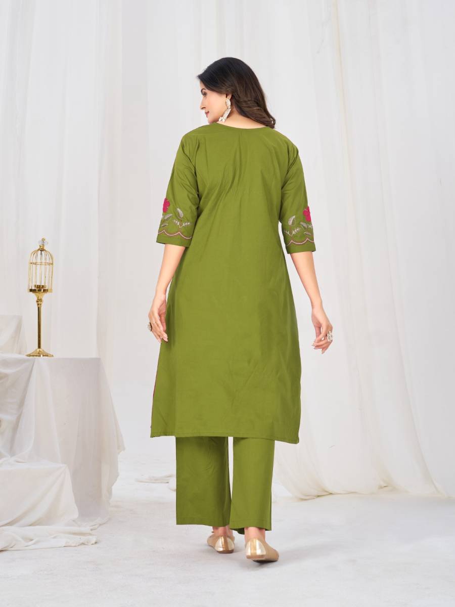 2MOST PICKED COTTON MULTI-THREAD EMBROIDERY WITH LUP WORK TOP BOTTOM WITH DUPATTA FESTIVE WEAR WHOLESALE PRICE ETHNIC GARMENT (24)