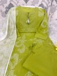 2RICH LOOK COTTON PRINT WITH MIRROR WORK TOP BOTTOM WITH DUPATTA FESTIVE WEAR WHOLESALE PRICE ETHNIC GARMENT (2)