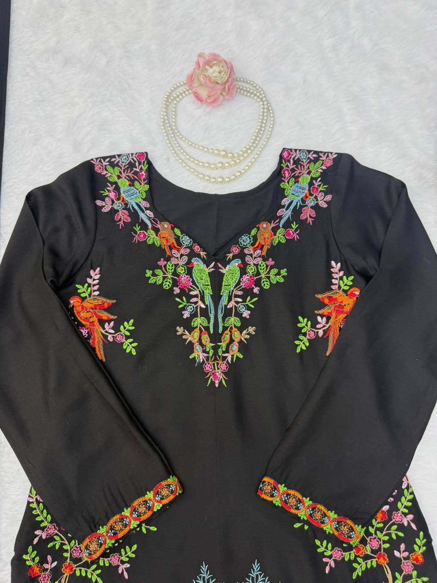 3MODERN RAYON HEAVY THREAD WORK TOP PATIYALA WITH DUPATTA WEDDING WEAR WHOLESALE PRICE ETHNIC GARMENT (23)