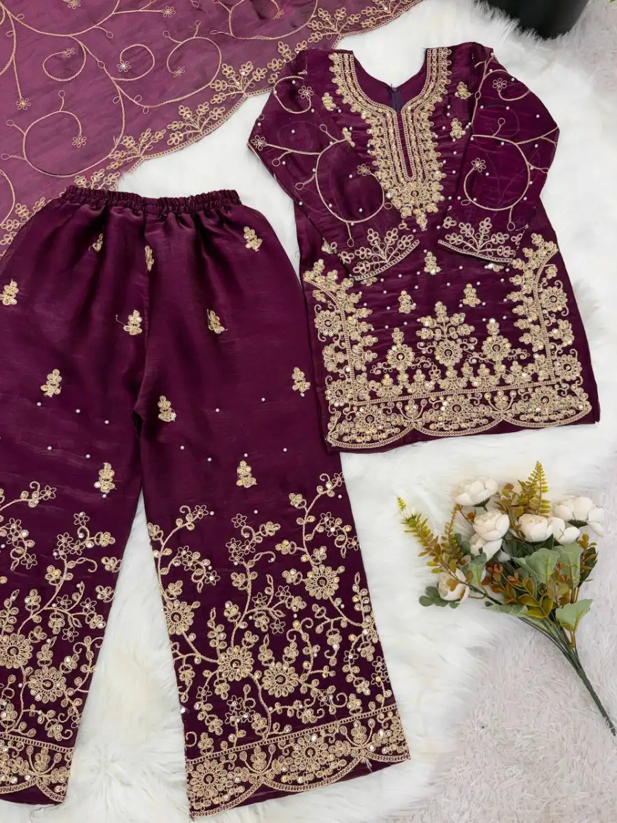 3NEW ARRIVAL GMY SILK EMBROIDERY SEQUENCE WORK MOTHDER DAUGHTER SET FESTIVE WEAR WHOLESALE PRICE ETHNIC GARMENT (15)