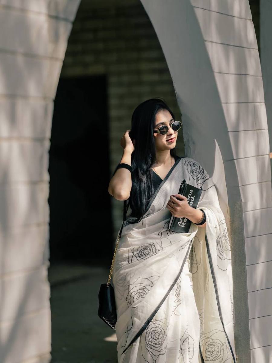 5FANCY LINEN COTTON FLOWERS DIGITAL PRINTED WORK SAREE WITH UNSTITCHED BLOUSE FESTIVE WEAR WHOLESALE PRICE ETHNIC GARMENT (18)