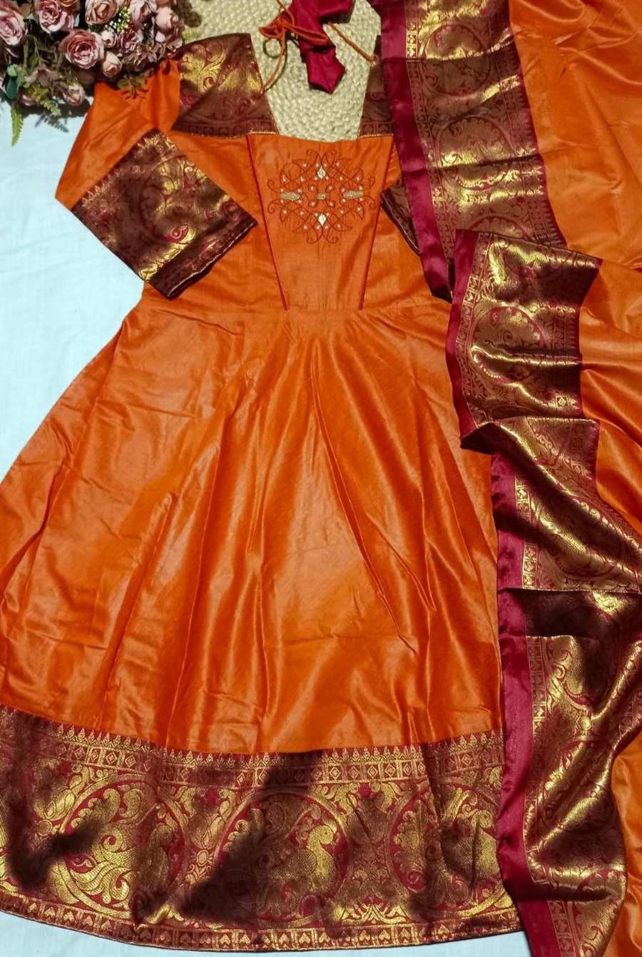 5TRADITIONAL KANCHI COTTON ZARI KANCHI BORDER WORK GOWN WITH DUPATTA WEDDING WEAR WHOLESALE PRICE ETHNIC GARMENT (11)