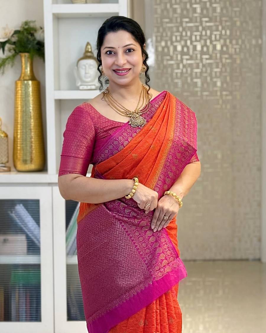 6TRENDING BANARASI LICHI SILK JACQUARD WORK SAREE WITH UNSTITCHED BLOUSE FESTIVE WEAR WHOLESALE PRICE ETHNIC GARMENT (27)