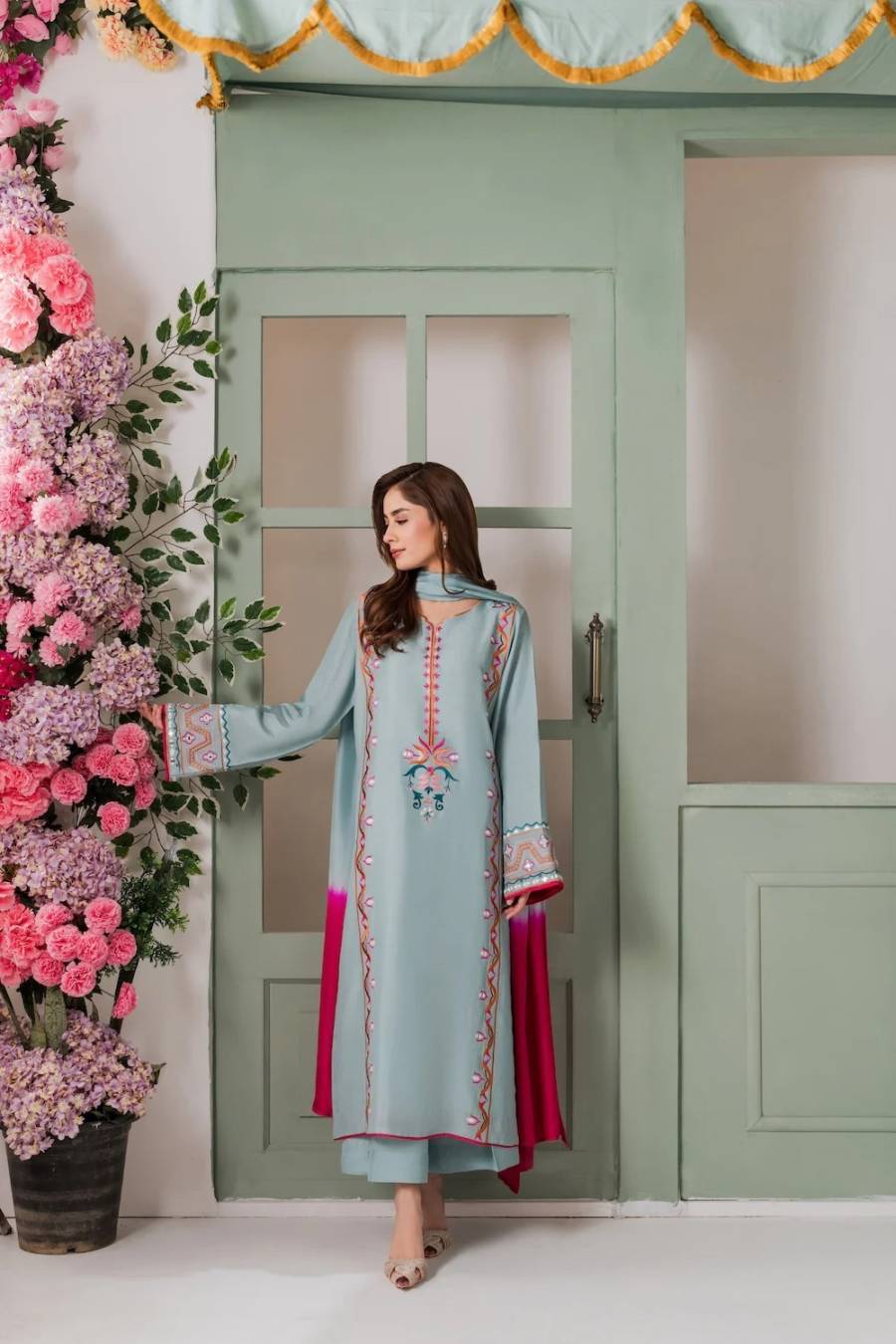DESIGNER FRENCH CREPE EMBROIDERY SEQUENCE WORK TOP BOTTOM WITH DUPATTA FESTIVE WEAR WHOLESALE PRICE ETHNIC GARMENT (3)