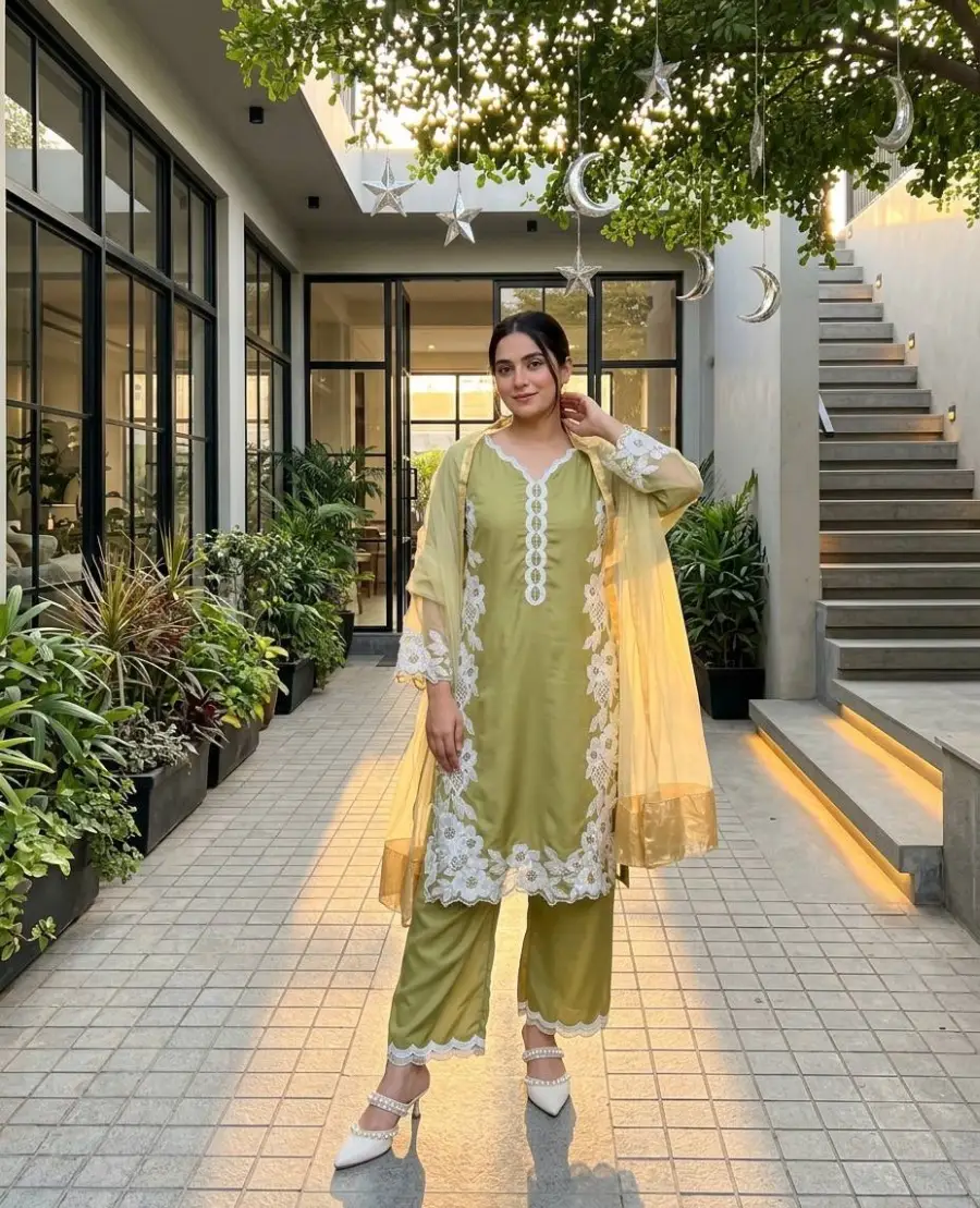 DESIGNER NATURAL SILK EMBROIDRY WORK WITH HEAVY PERAL MOTI HAND WORK TOP PALAZZO WITH DUPATTA FESTIVE WEAR WHOLESALE PRICE ETHNIC GARMENT (6)