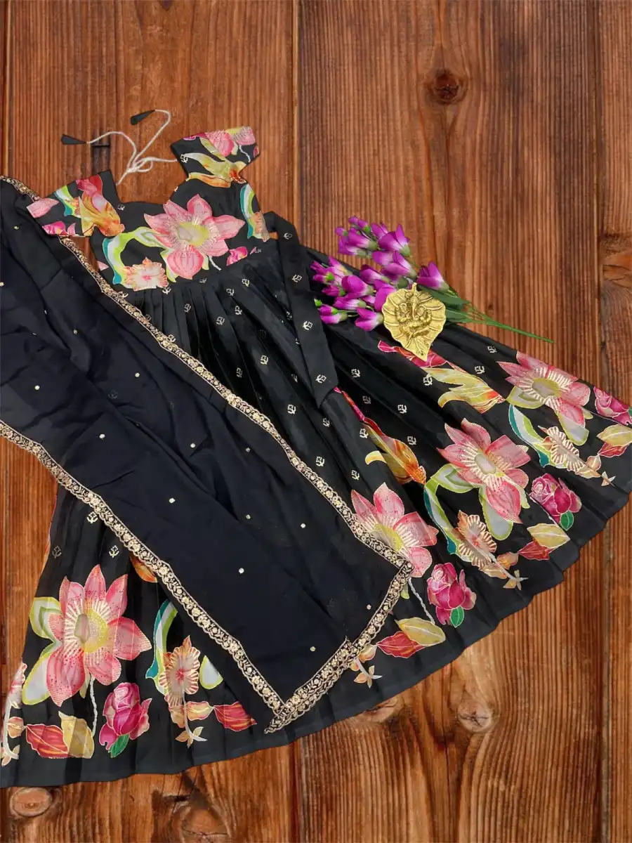 DESIGNER PURE SILK DIGITAL POSITION FOIL PRINT WORK GOWN WITH DUPATTA FESTIVE WEAR WHOLESALE PRICE ETHNIC GARMENT (11)