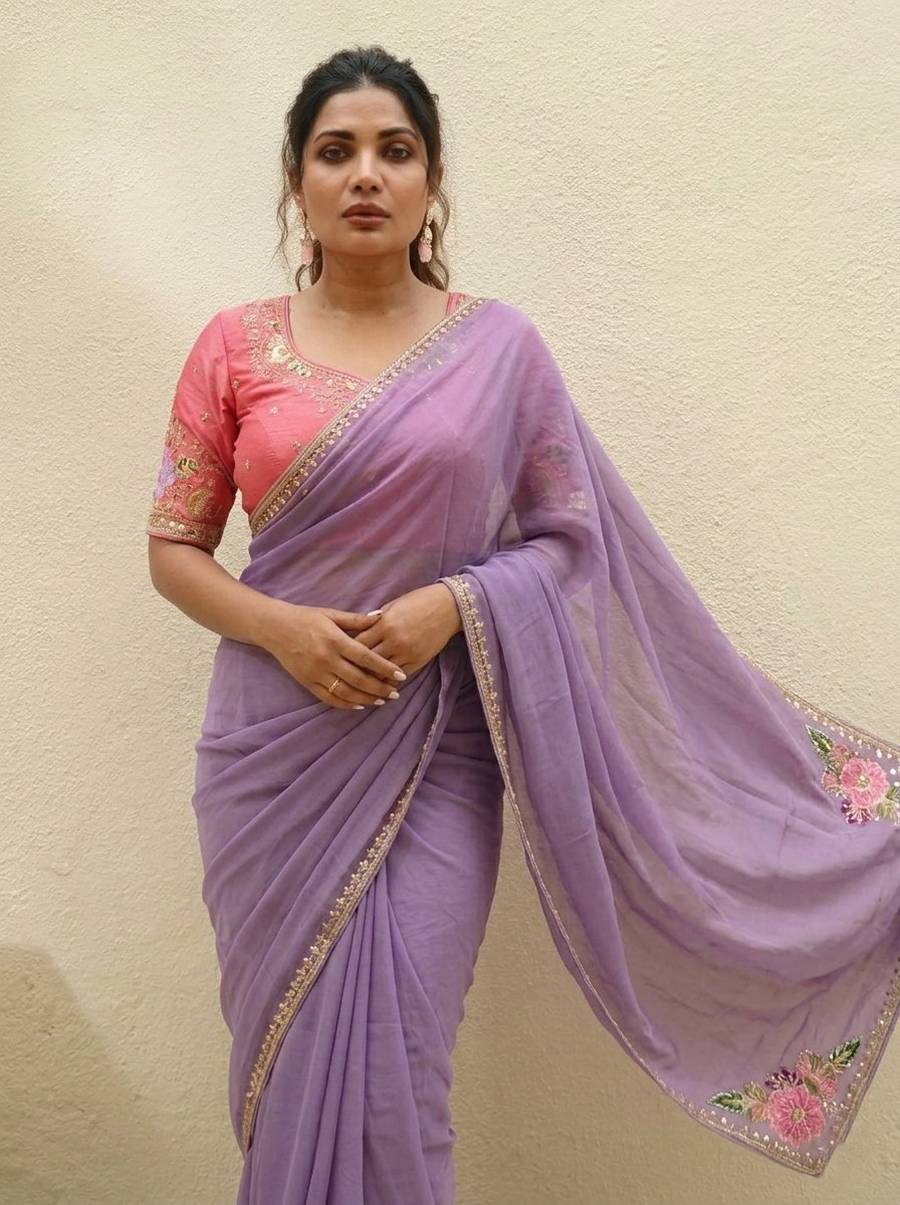 DESIGNER RANGOLI SILK EMBROIDERY WITH CUTWORK BORDER SAREE WITH UNSTITCHED BLOUSE WEDDING WEAR WHOLESALE PRICE ETHNIC GARMENT (1)