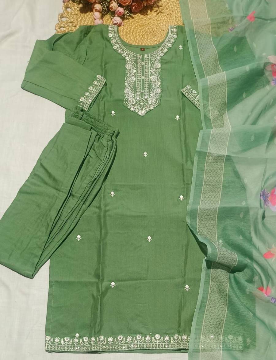 FANCY COTTON EMBROIDERY WORK TOP BOTTOM WITH DUPATTA FESTIVE WEAR WHOLESALE PRICE ETHNIC GARMENT (1)