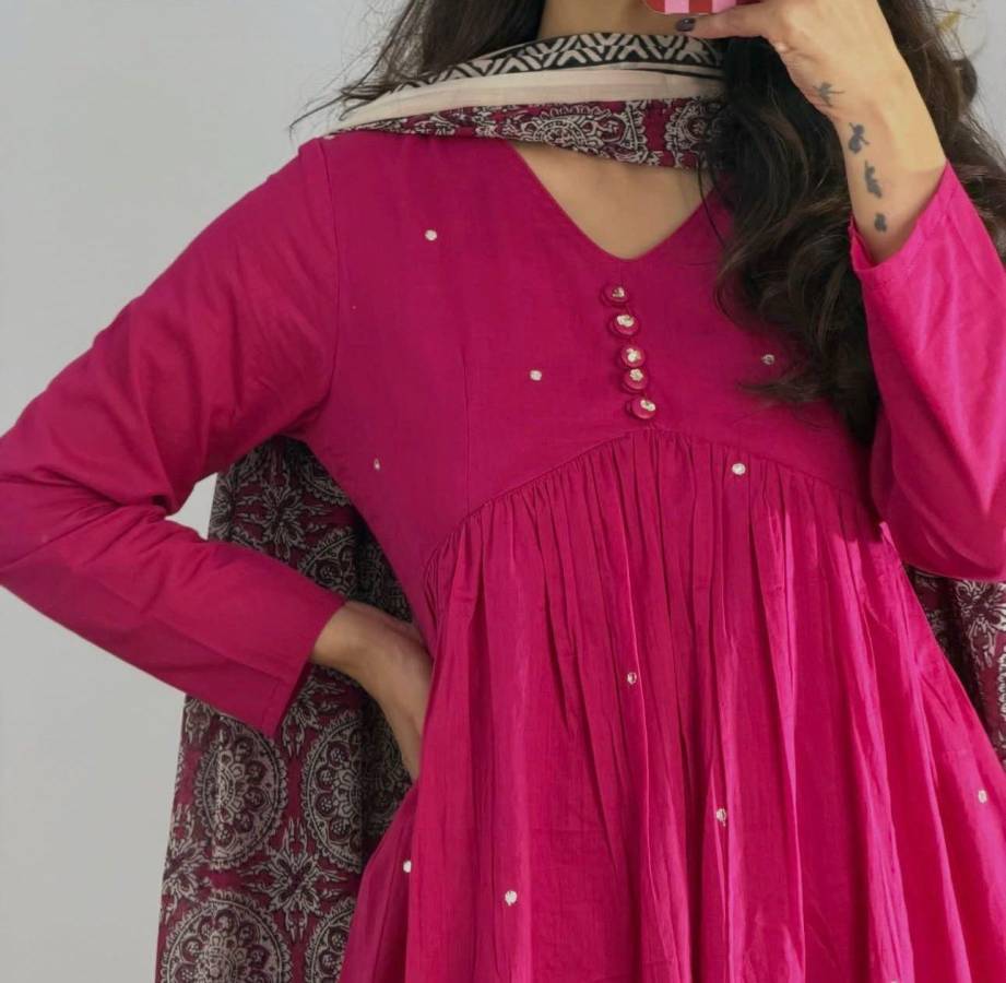 FANCY COTTON EMBROIDERY WORK TOP BOTTOM WITH DUPATTA FESTIVE WEAR WHOLESALE PRICE ETHNIC GARMENT (2)