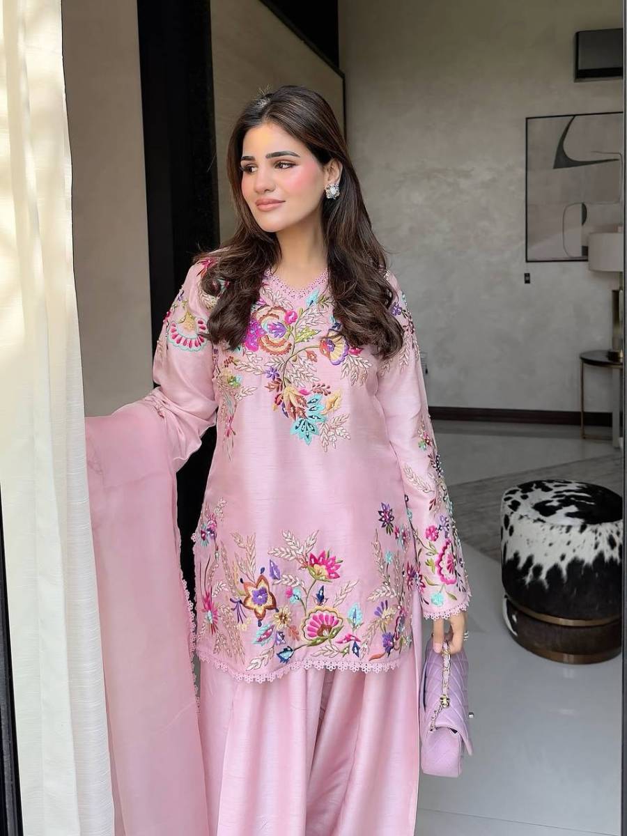 FANCY CREPE SILK SEQUENCE EMBROIDERY WITH BORDER LACE WORK TOP PATIYALA WITH DUPATTA FESTIVE WEAR WHOLESALE PRICE ETHNIC GARMENT (4)