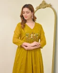 FANCY MUL CHANDERI EMBROIDERY WORK TOP BOTTOM WITH DUPATTA OFFICE WEAR EWHOLESALE PRICE ETHNIC GARMENT (3)