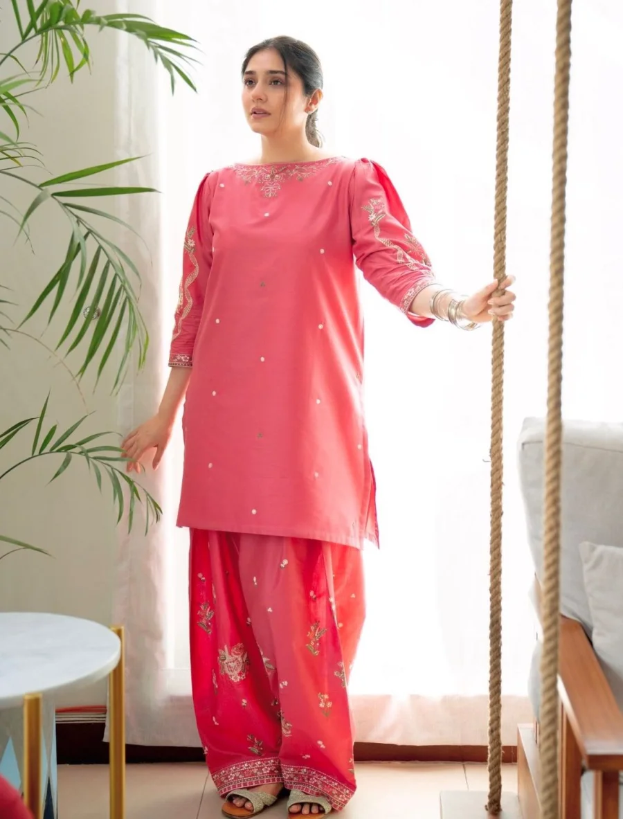 FANCY ROMAN SILK THREAD EMBROIDERY WORK TOP PATIYALA FESTIVE WEAR WHOLESALE PRICE ETHNIC GARMENT (10)