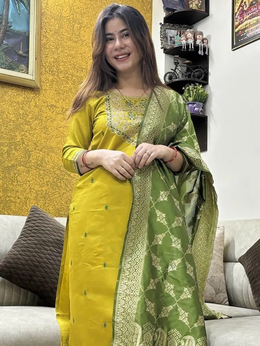 FANCY TESLA EMBROIDERED WORK TOP BOTTOM WITH DUPATTA FESTIVE WEAR WHOLESALE PRICE ETHNIC GARMENT (3)