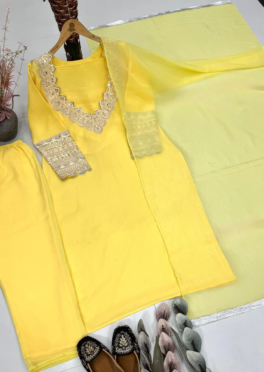 MODERN FENDY SILK EMBROIDERY CODING SEQUENCE WITH HAND WORK TOP BOTTOM CHOLI WITH DUPATTA FESTIVE WEAR WHOLESALE PRICE ETHNIC GARMENT (1)