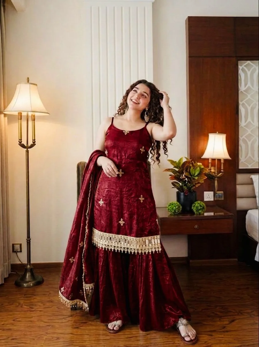 MODERN FENDY SILK EMBROIDERY SEQUENCE WORK WITH REAL MIRROR WORK TOP SHARARA WITH DUPATTA FESTIVE WEAR WHOLESALE PRICE ETHNIC GARMENT (3)
