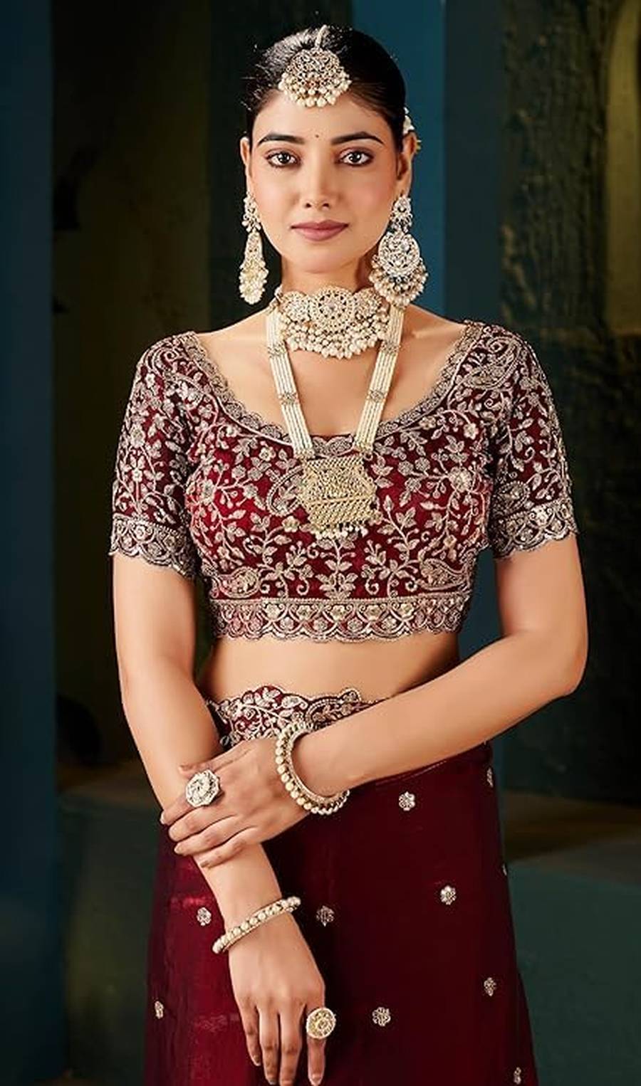 MODERN FENDY SILK EMBROIDERY WORK CUT WORK SAREE WITH UNSTITCHED BLOUSE WEDDING WEAR WHOLESALE PRICE ETHNIC GARMENT (5)