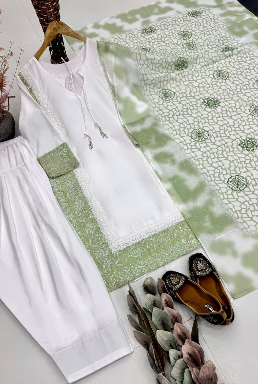 MODERN NATURAL CREPE SILK EMBROIDERY CODING SEQUENCE WORK WITH FANCY LACE AND LATKAN WORK TOP PATIYALA WITH DUPATTA FESTIVE WEAR WHOLESALE PRICE ETHNIC GARMENT (1)