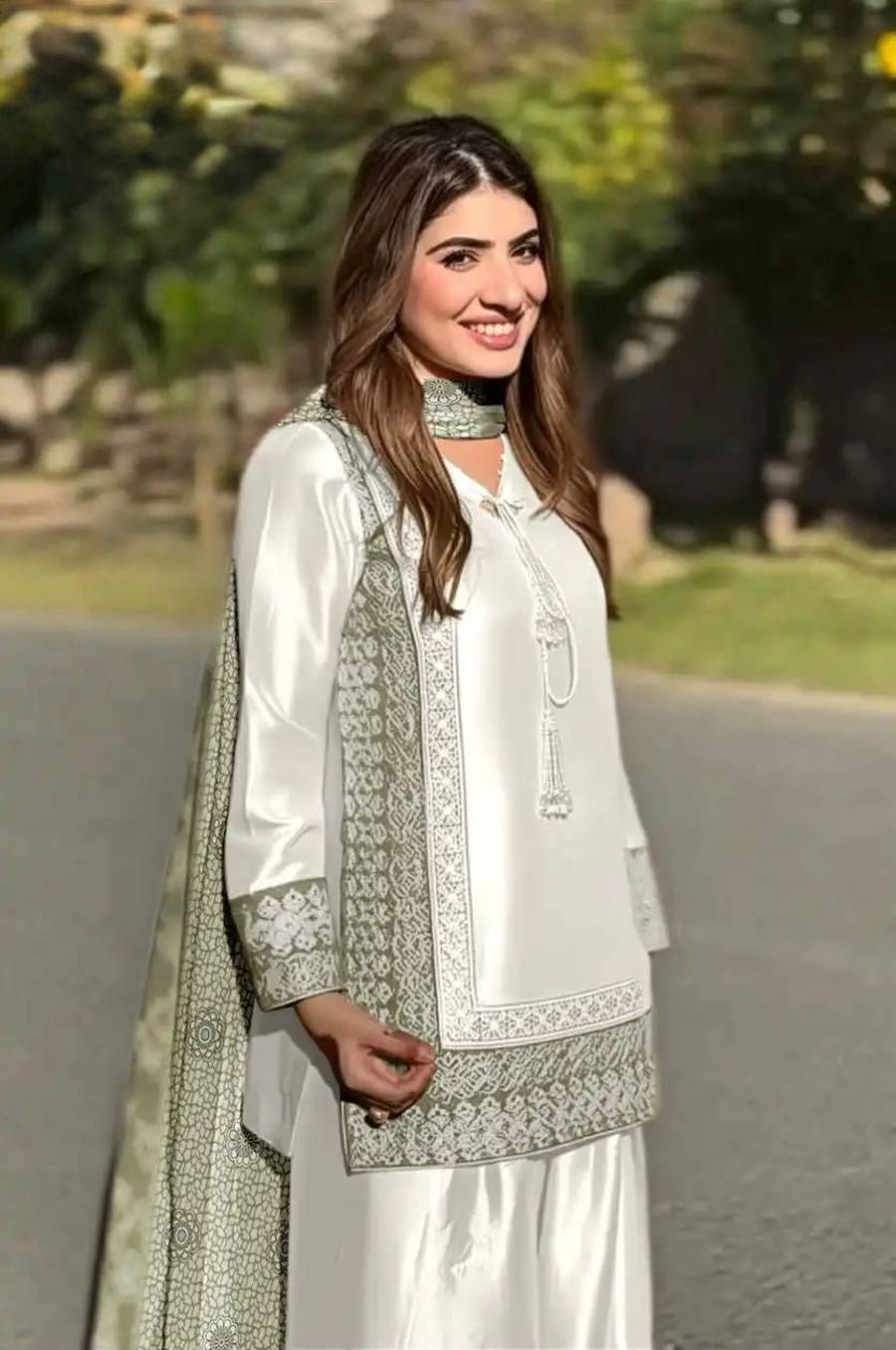 MODERN NATURAL CREPE SILK EMBROIDERY CODING SEQUENCE WORK WITH FANCY LACE AND LATKAN WORK TOP PATIYALA WITH DUPATTA FESTIVE WEAR WHOLESALE PRICE ETHNIC GARMENT (6)
