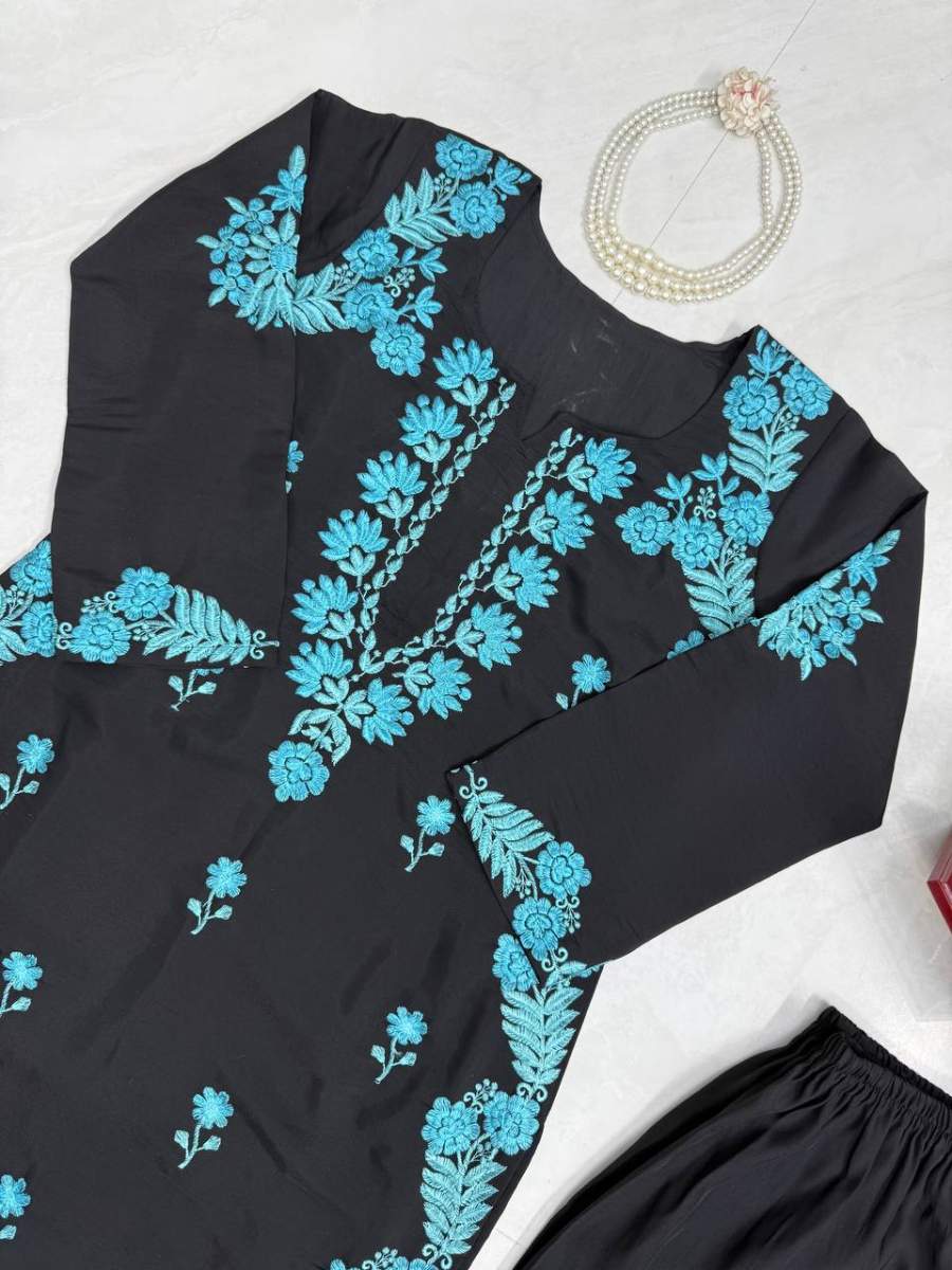 MODERN ROMAN SILK THREAD WORK TOP PENT SET DAILY WEAR WHOLESALE PRICE ETHNIC GARMENT (11)