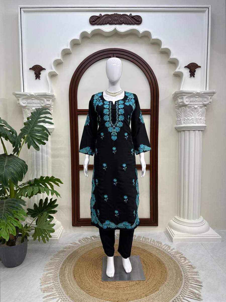 MODERN ROMAN SILK THREAD WORK TOP PENT SET DAILY WEAR WHOLESALE PRICE ETHNIC GARMENT (6)