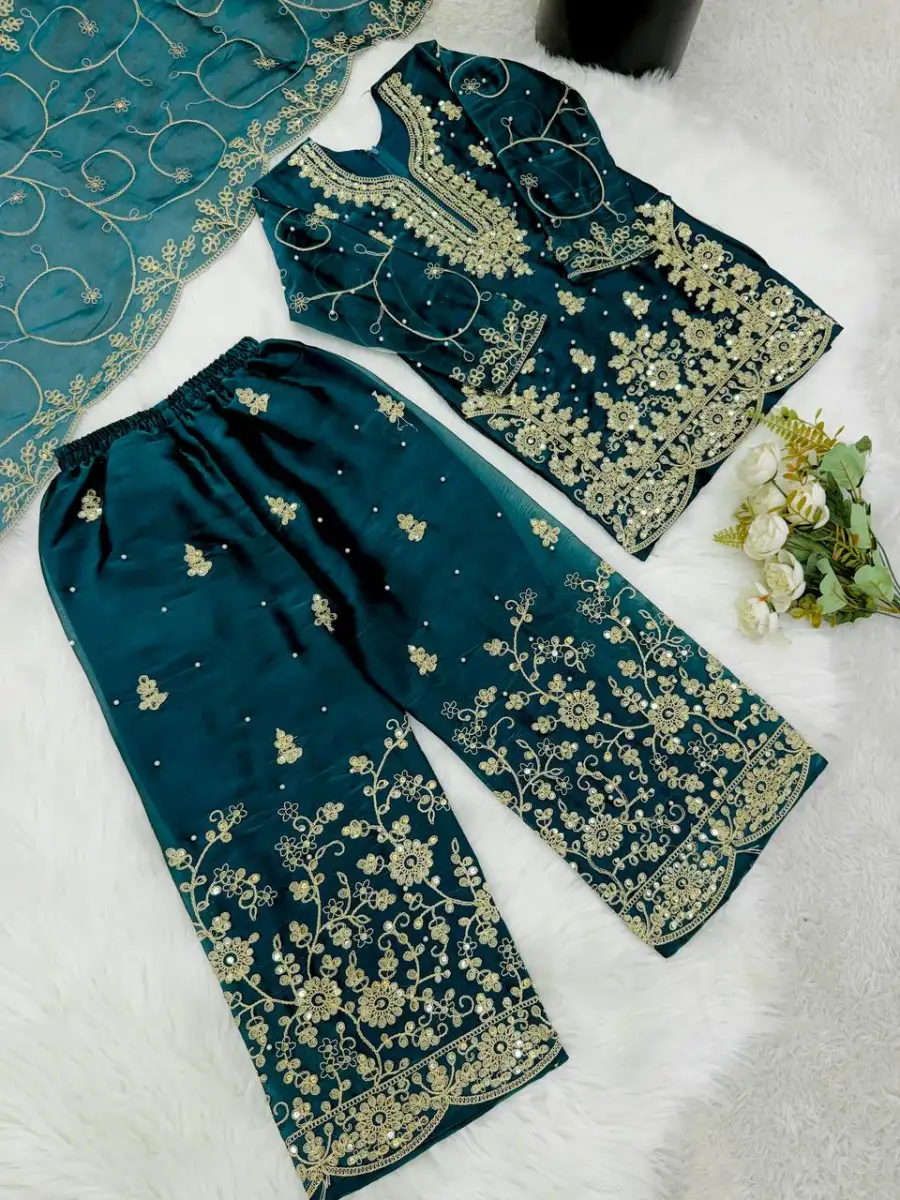 NEW ARRIVAL GMY SILK EMBROIDERY SEQUENCE WORK MOTHDER DAUGHTER SET FESTIVE WEAR WHOLESALE PRICE ETHNIC GARMENT (33)