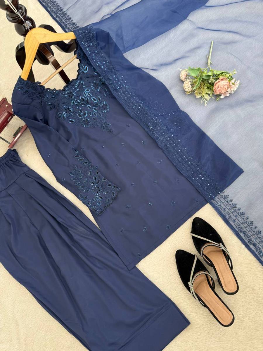 NEW ARRIVAL NATURAL CREPE THREAD WITH SEQUENCE WORK TOP PATIYALA WITH DUPATTA FESTIVE WEAR WHOLESALE PRICE ETHNIC GARMENT (9)