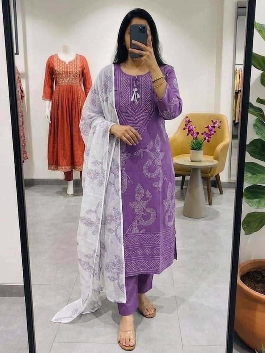 RICH LOOK COTTON PRINT WITH MIRROR WORK TOP BOTTOM WITH DUPATTA FESTIVE WEAR WHOLESALE PRICE ETHNIC GARMENT (3)