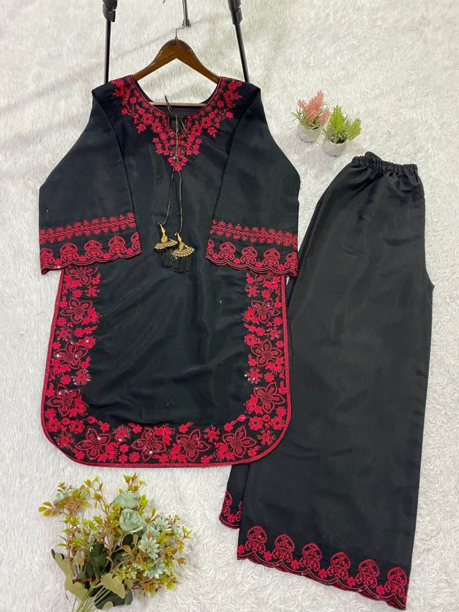 RICH LOOK FRENCH CREPE SEQUENCE EMBROIDERY AND TUSSLES WORK TOP PALAZZO SET CASUAL WEAR WHOLESALE PRICE ETHNIC GARMENT (5)