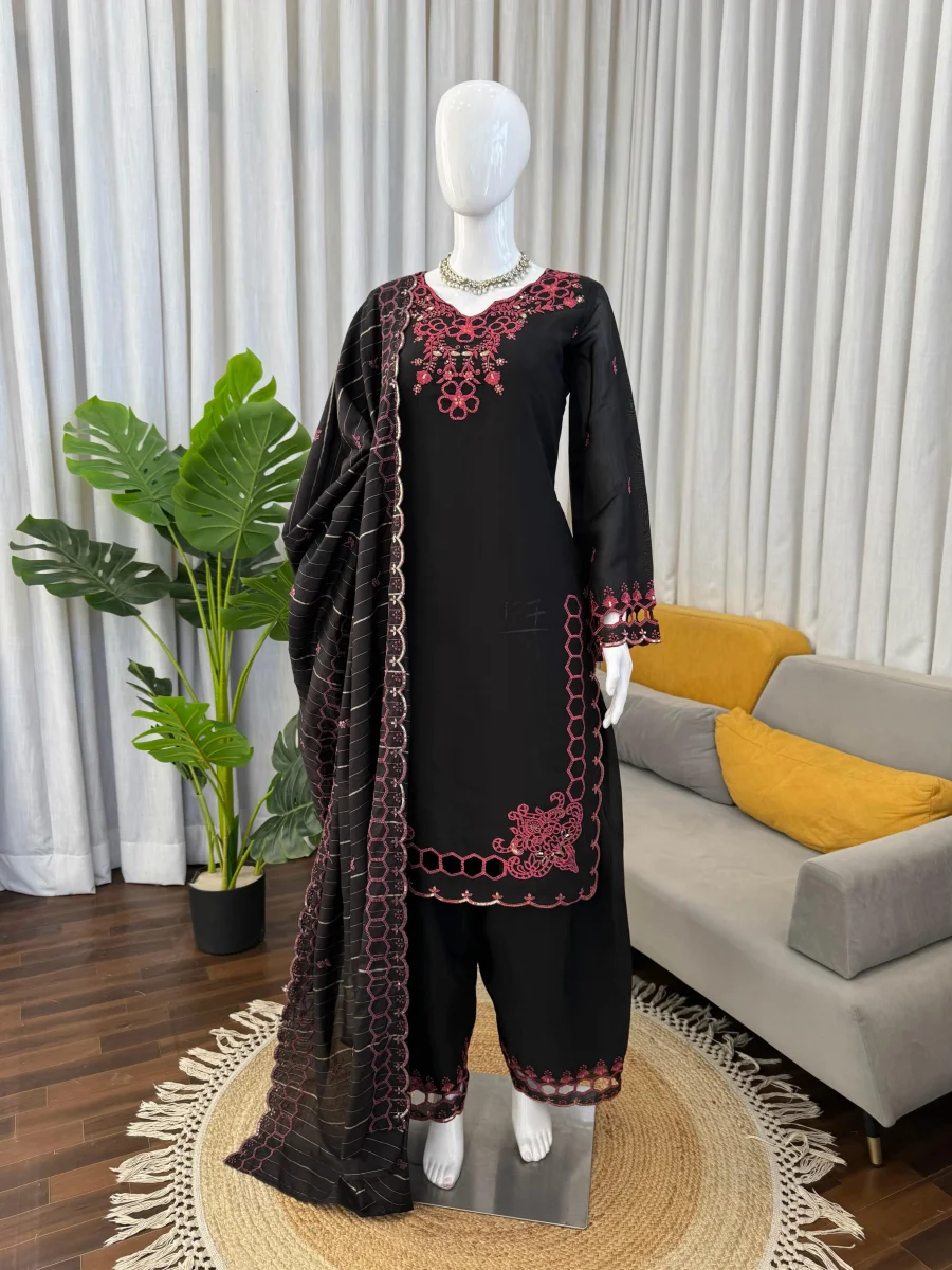 RICH LOOK MUL CHANDERI THREAD WITH SEQUENCE WORK TOP PATIYALA WITH DUPATTA FESTIVE WEAR WHOLESALE PRICE ETHNIC GARMENT (4)