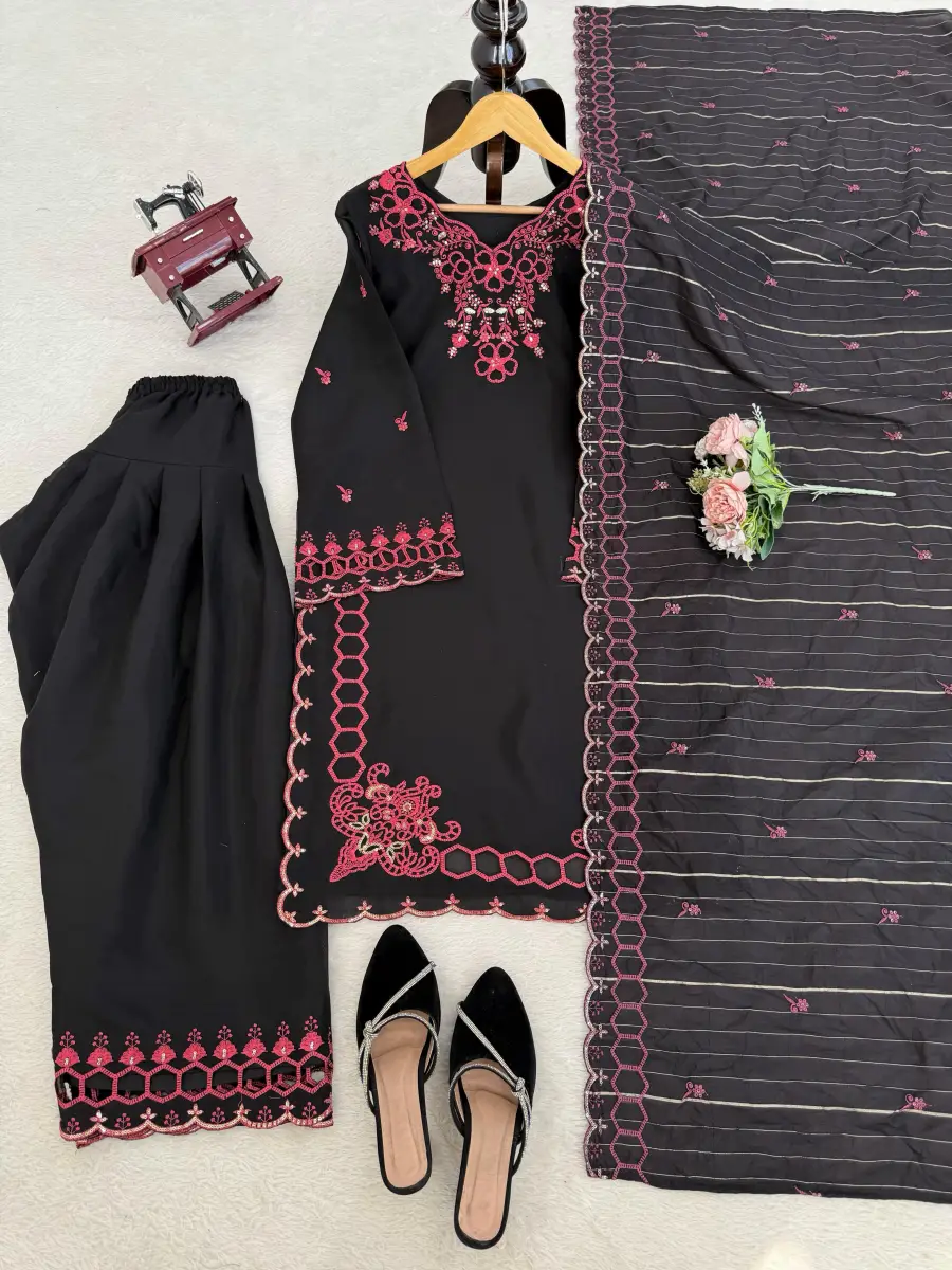 RICH LOOK MUL CHANDERI THREAD WITH SEQUENCE WORK TOP PATIYALA WITH DUPATTA FESTIVE WEAR WHOLESALE PRICE ETHNIC GARMENT (5)
