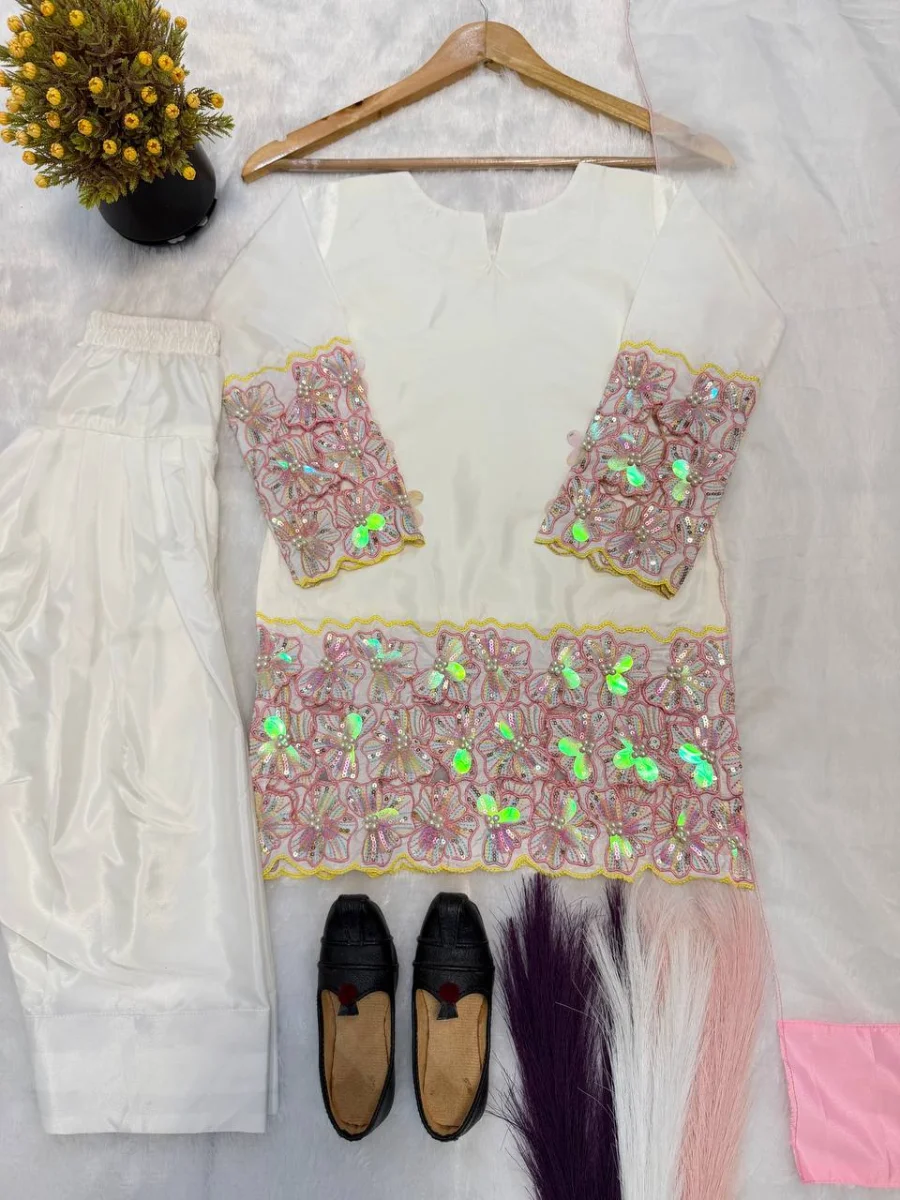 RICH LOOK NATURAL CREPE EMBROIDERY SEQUENCE MOTI HAND WORK MULTI NEEDLE WORK MOTHER DAUGHTER SET FESTIVE WEAR WHOLESALE PRICE ETHNIC GARMENT (10)