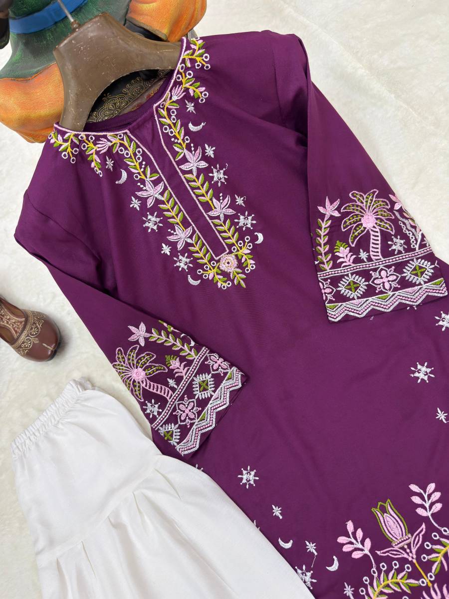 RICH LOOK RAYON COTTON THREAD EMBROIDERY WORK TOP PATIYALA WITH DUPATTA FESTIVE WEAR WHOLESALE PRICE ETHNIC GARMENT (11)