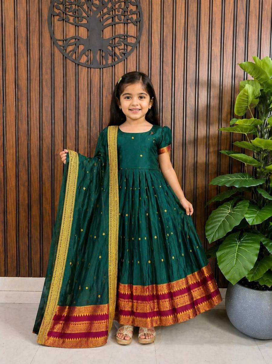 TRADITIONAL COTTON SILK ZARI WEAVING BUTTI WORK KID'S GOWN WITH DUPATTA FESTIVE WEAR WHOLESALE PRICE ETHNIC GARMENT (5)