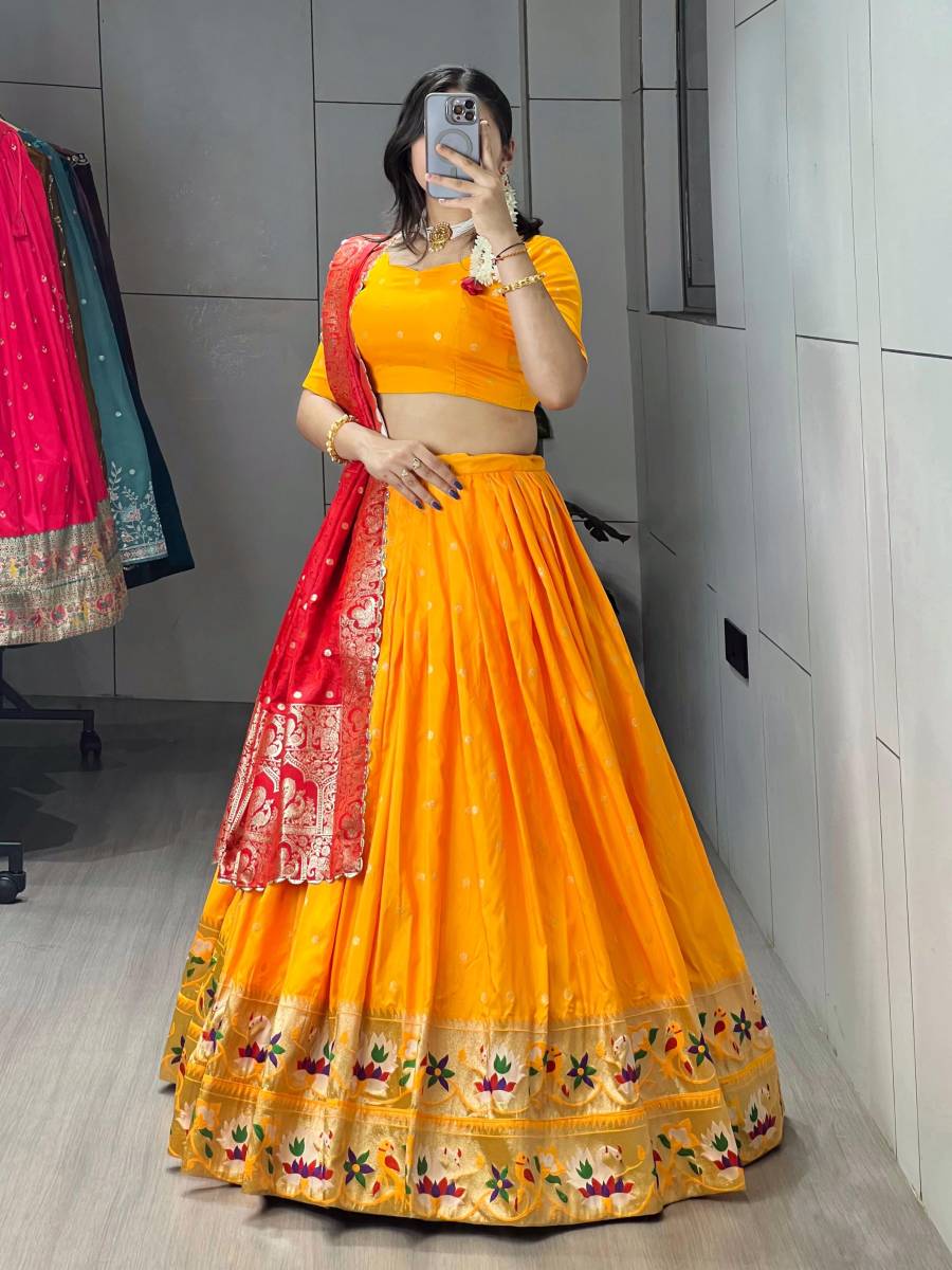 TRADITIONAL PAITHANI SILK ZARI WEAVING WORK WITH CONTRAST BORDER AND FLORALS WORK LEHENGA CHOLI WITH DUPATTA WEDDING WEAR WHOLESALE PRICE ETHNIC GARMENT (3)