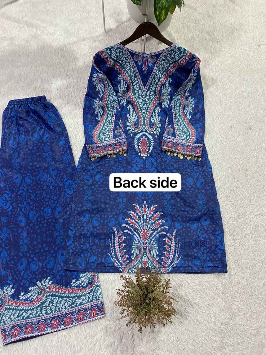 TRENDING CREPE SILK PRINTED WITH TUSSLES WORK CO-ORD SET FESTIVE WEAR WHOLESALE PRICE ETHNIC GARMENT (1)