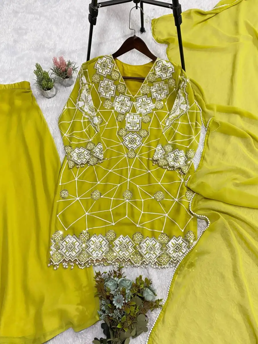 TRENDING GEORGETTE SEQUENCE EMBROIDERY WORK MOTHER DAUGHTER SET FESTIVE WEAR WHOLESALE PRICE ETHNIC GARMENT (7)
