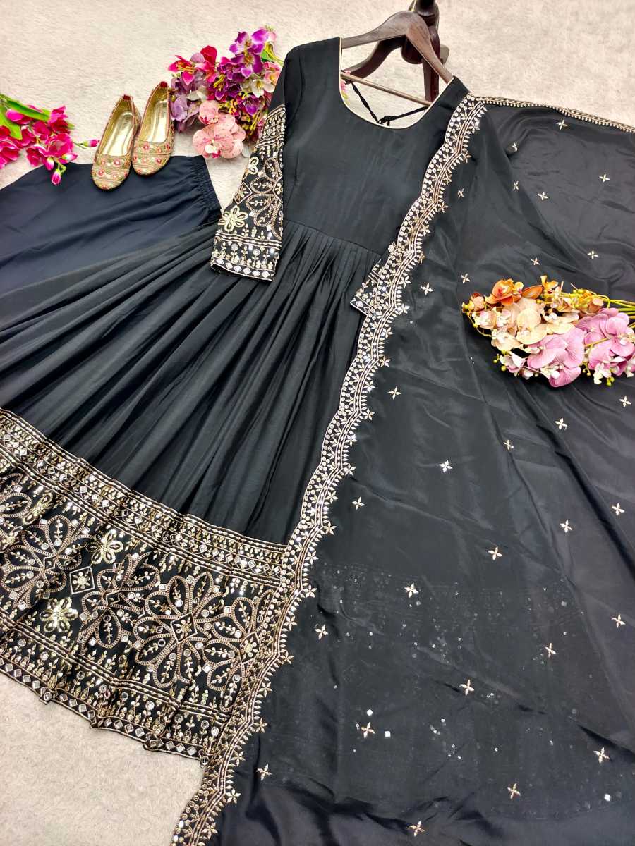 10DESIGNER CHINON SILK EMBROIDERY 5 MM SEQUENCE WITH REAL MIRROR WORK GOWN BOTTOM WITH DUPATTA FESTIVE WEAR WHOLESALE PRICE ETHNIC GARMENT (10)