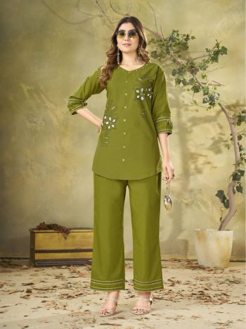 RICH LOOK COTTON MULTI EMBROIDERY THREAD WORK CO-ORD SET GREEN