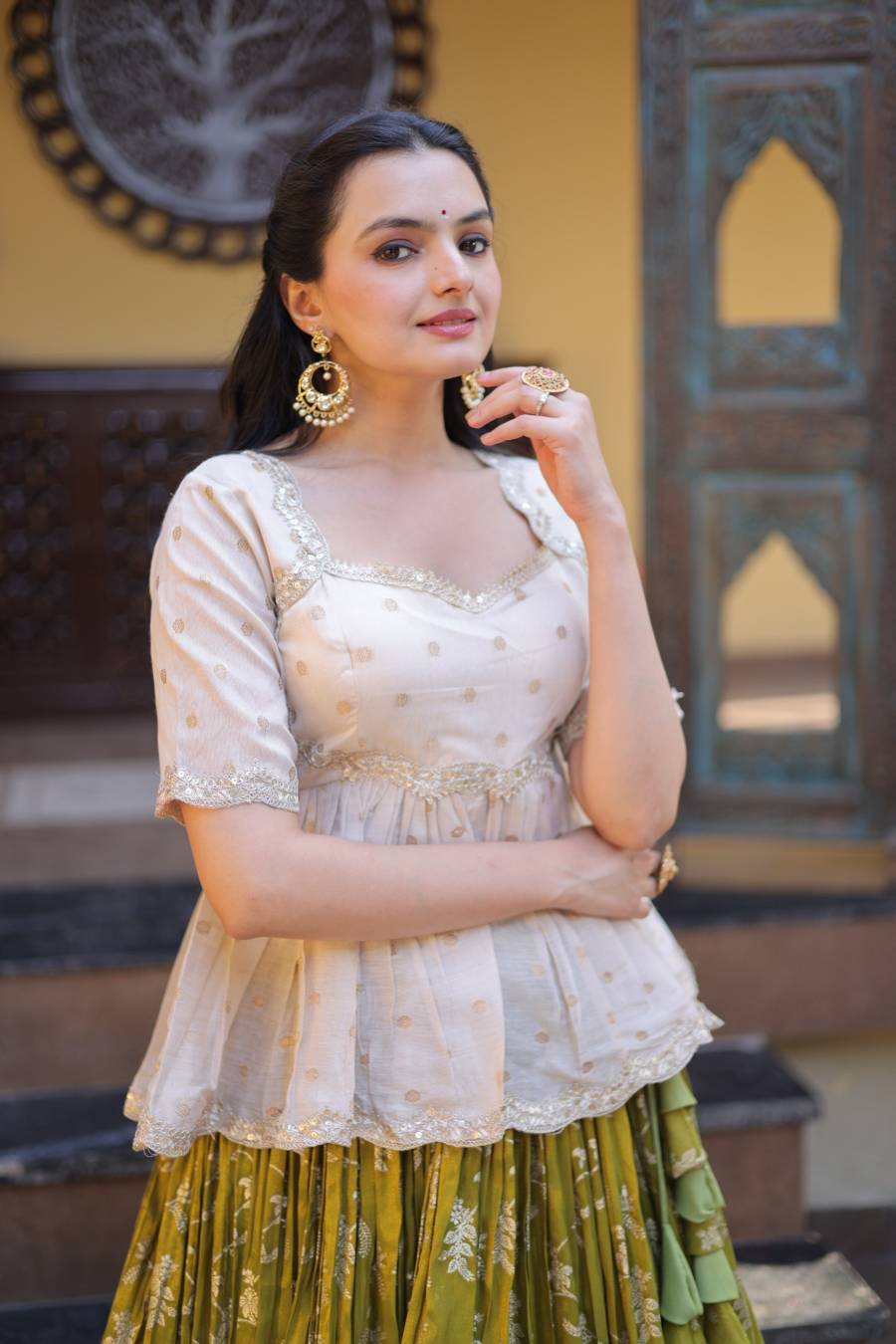 16MODERN JACQUARD EMBROIDERED SEQUENCE WORK TOP LEHENGA WEDDING WEAR WHOLESALE PRICE ETHNIC GARMENT (11)