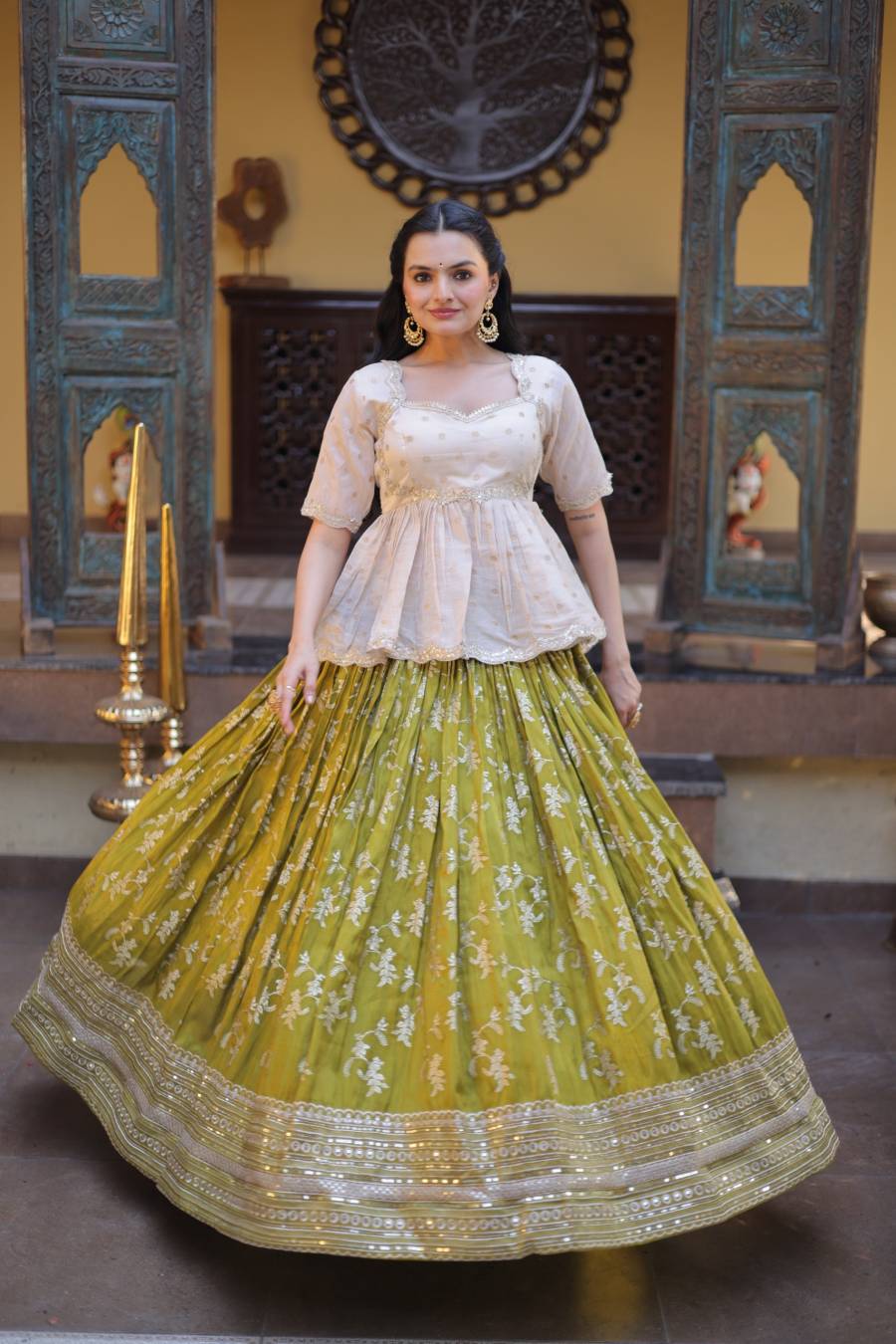16MODERN JACQUARD EMBROIDERED SEQUENCE WORK TOP LEHENGA WEDDING WEAR WHOLESALE PRICE ETHNIC GARMENT (8)