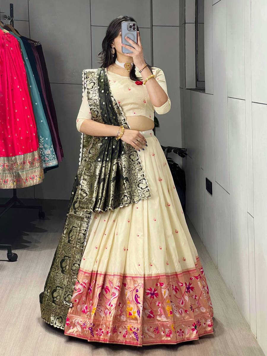1DESIGNER PAITHANI SILK ZARI WEAVING WORK WITH COLORED BORDER AND BUTTI WORK LEHENGA CHOLI WITH DUPATTA WEDDING WEAR WHOLESALE PRICE ETHNIC GARMENT (11)