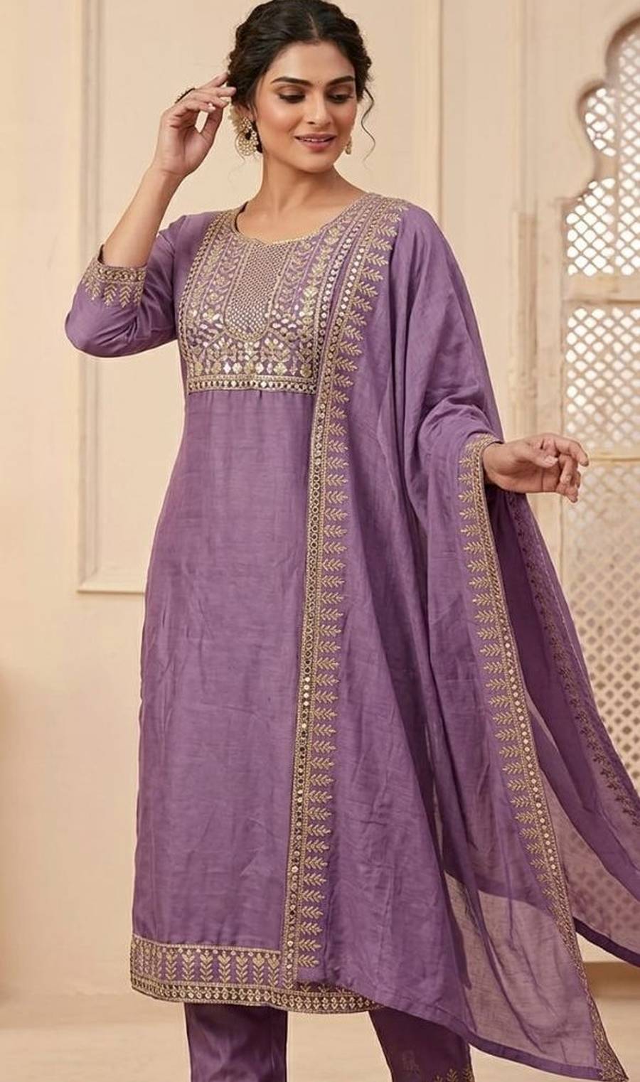 1RICH LOOK RAYON EMBROIDERY WORK TOP BOTTOM WITH DUPATTA FESTIVE WEAR WHOLESALE PRICE ETHNIC GARMENT (5)