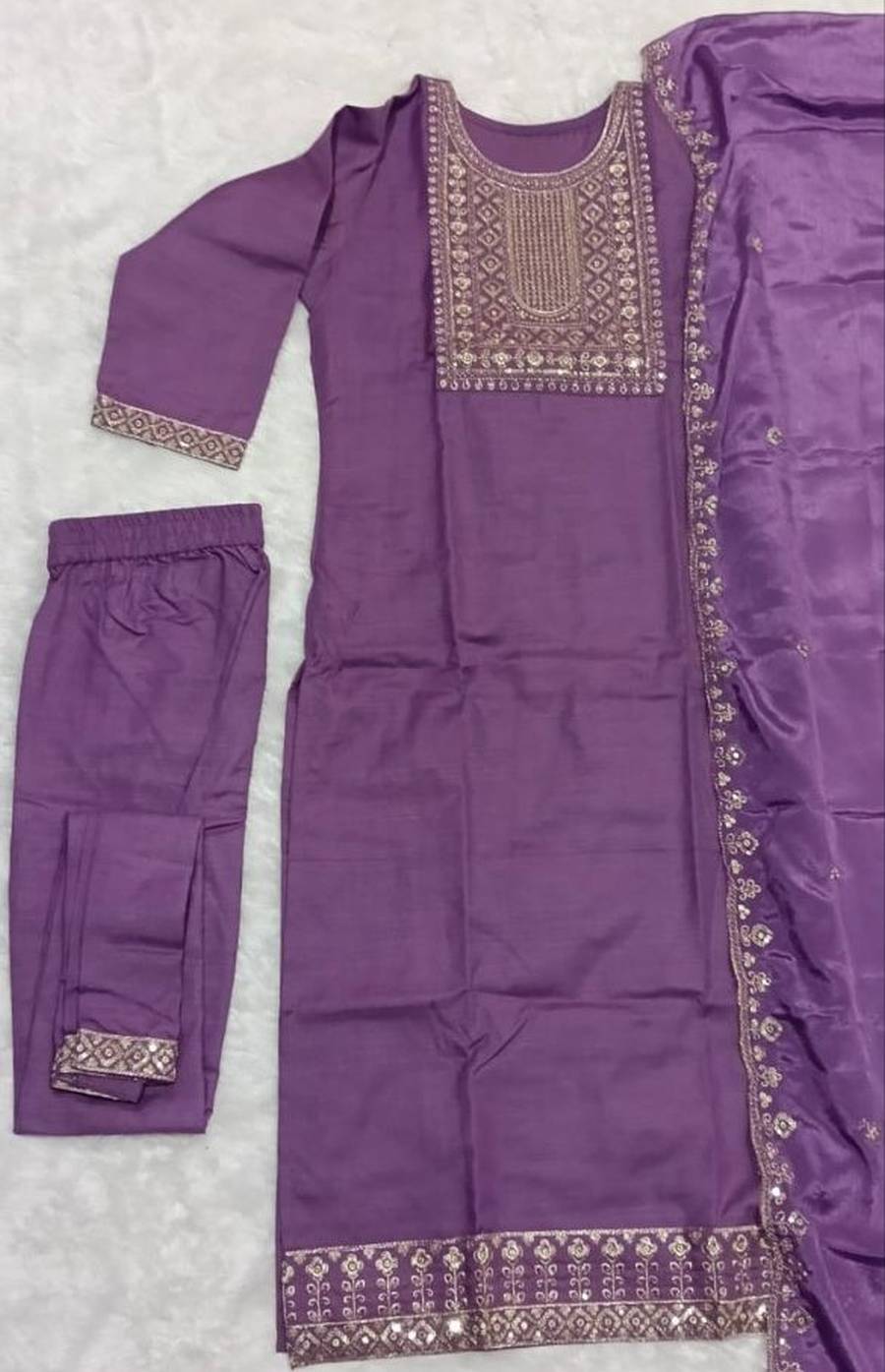 1RICH LOOK RAYON EMBROIDERY WORK TOP BOTTOM WITH DUPATTA FESTIVE WEAR WHOLESALE PRICE ETHNIC GARMENT (7)